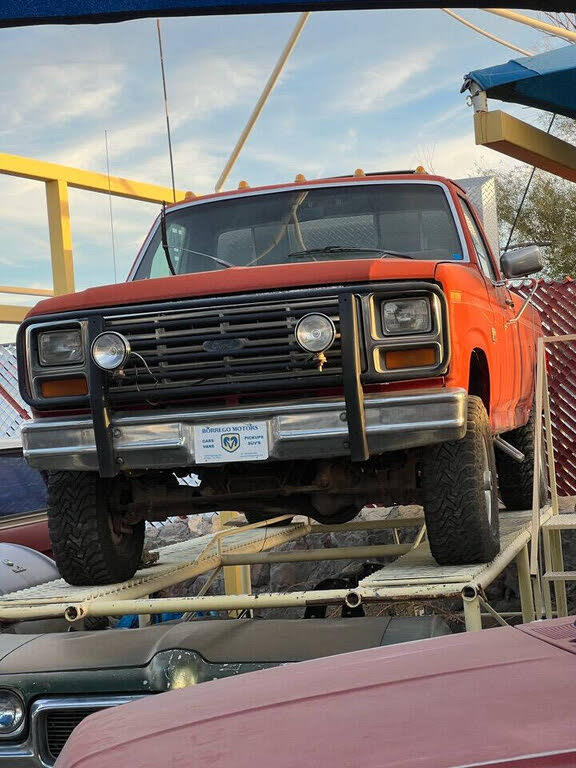 1986 Ford F-150 XL Standard Cab 4WD LB