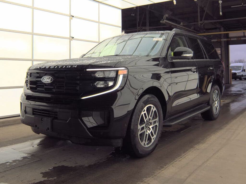 2025 Ford Expedition Active RWD