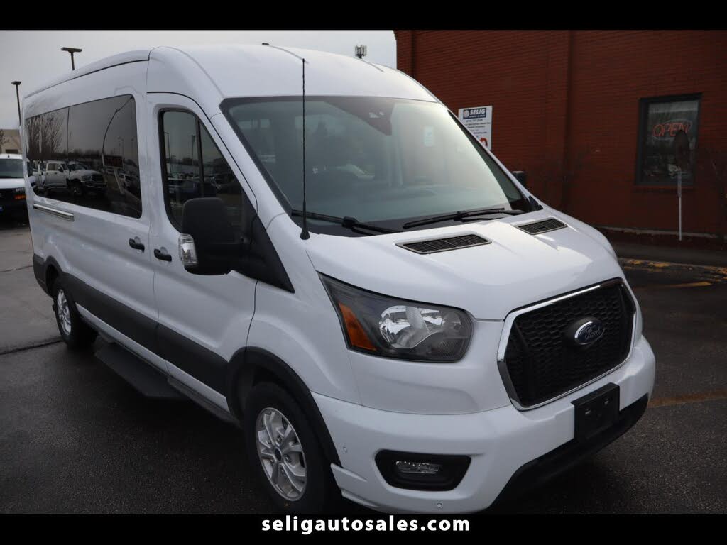 2023 Ford Transit Passenger 350 XLT Medium Roof LB RWD