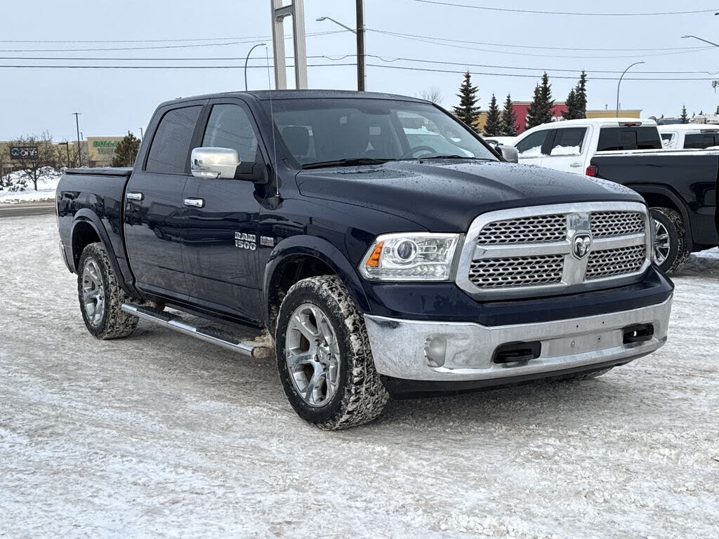 RAM 1500 Laramie Crew Cab 4WD 2017