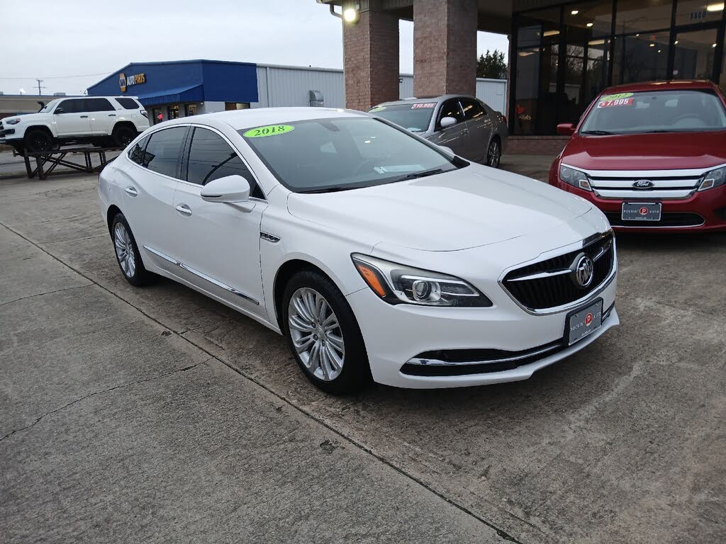 2018 Buick LaCrosse Essence FWD