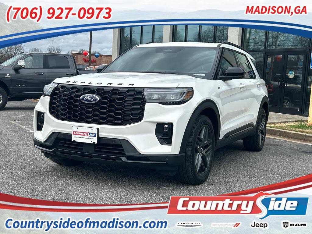 2025 Ford Explorer ST-Line AWD