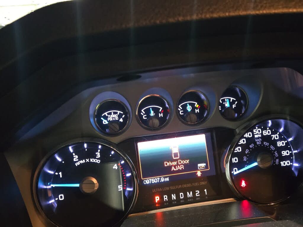 2016 Ford F-350 Super Duty Lariat Crew Cab LB DRW 4WD