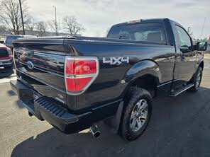 View vehicle photo 6