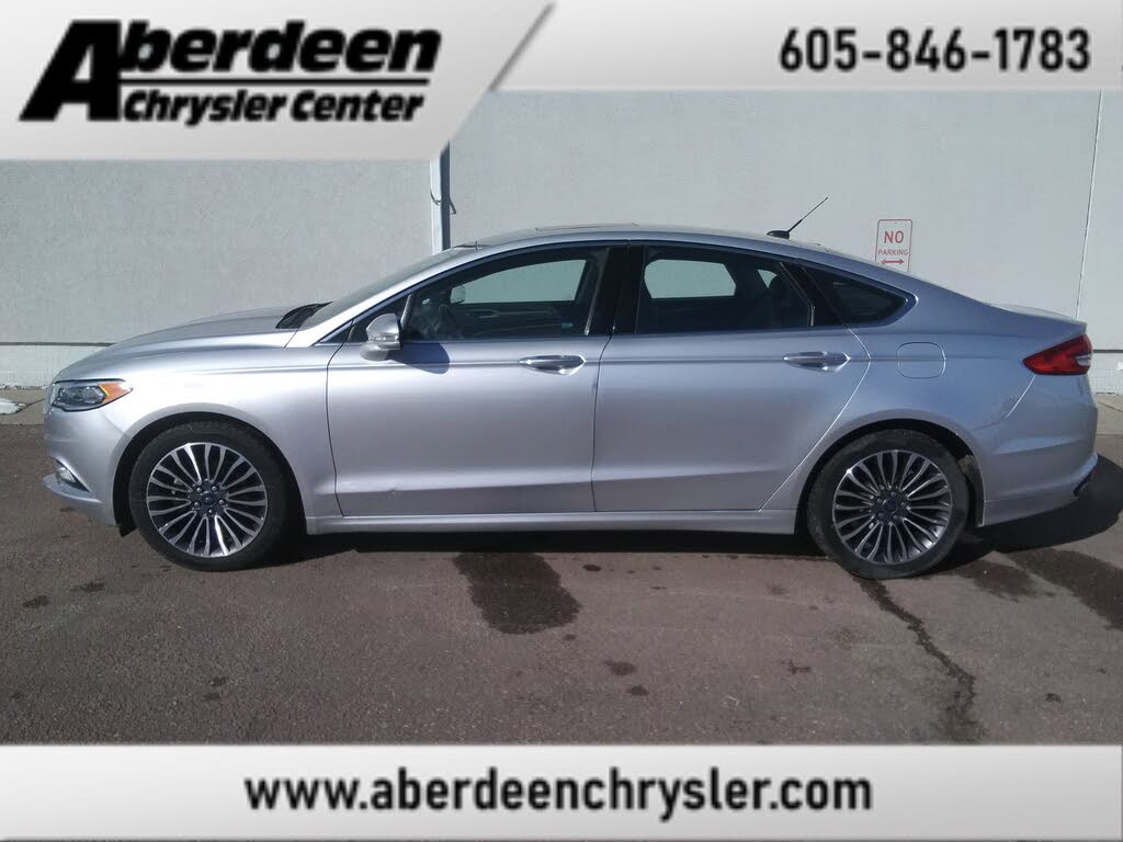 2017 Ford Fusion SE