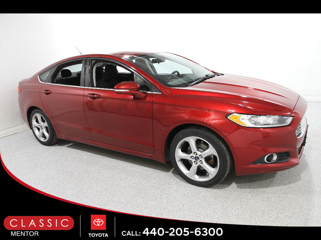 2014 Ford Fusion SE