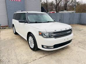 View vehicle photo 3