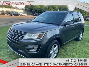 View vehicle photo 1