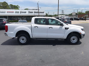 View vehicle photo 2
