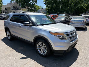 View vehicle photo 1