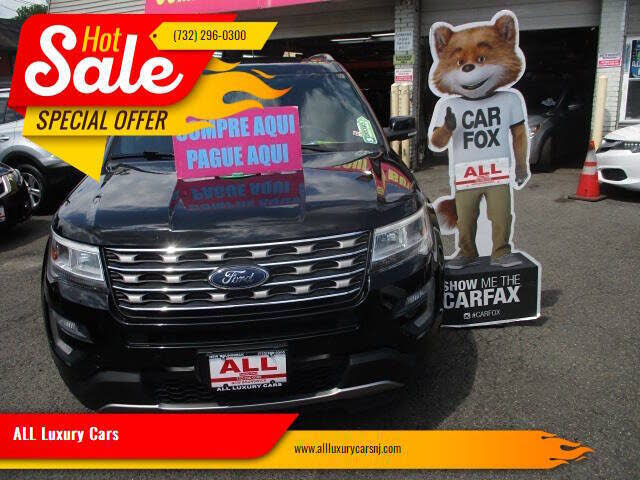  2017 Ford Explorer XLT AWD   
