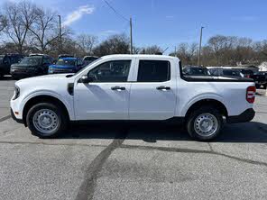 View vehicle photo 4