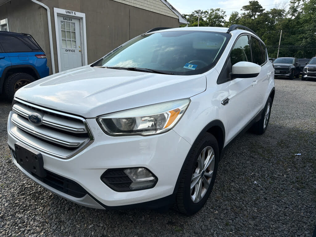 Oxford White 2018 Ford Escape SE AWD SUV / Crossover All-Wheel Drive 6-Speed Automatic