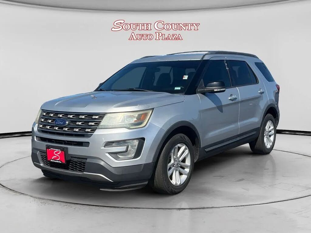 Silver 2016 Ford Explorer XLT SUV / Crossover Front-Wheel Drive 6-Speed Automatic
