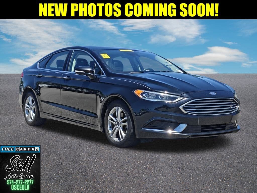 Shadow Black 2018 Ford Fusion SE Sedan Front-Wheel Drive 6-Speed Automatic