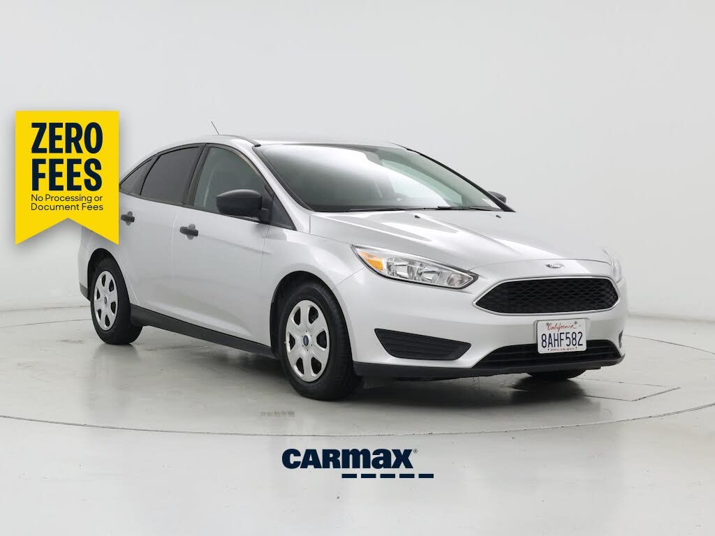 Silver 2017 Ford Focus Sedan Front-Wheel Drive Automatic