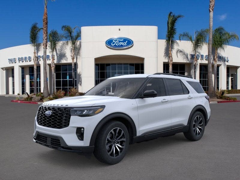 Space White Metallic 2026 Ford Explorer SUV / Crossover All-Wheel Drive Automatic