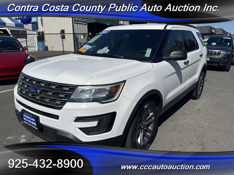  2016 Ford Explorer Base 4WD   