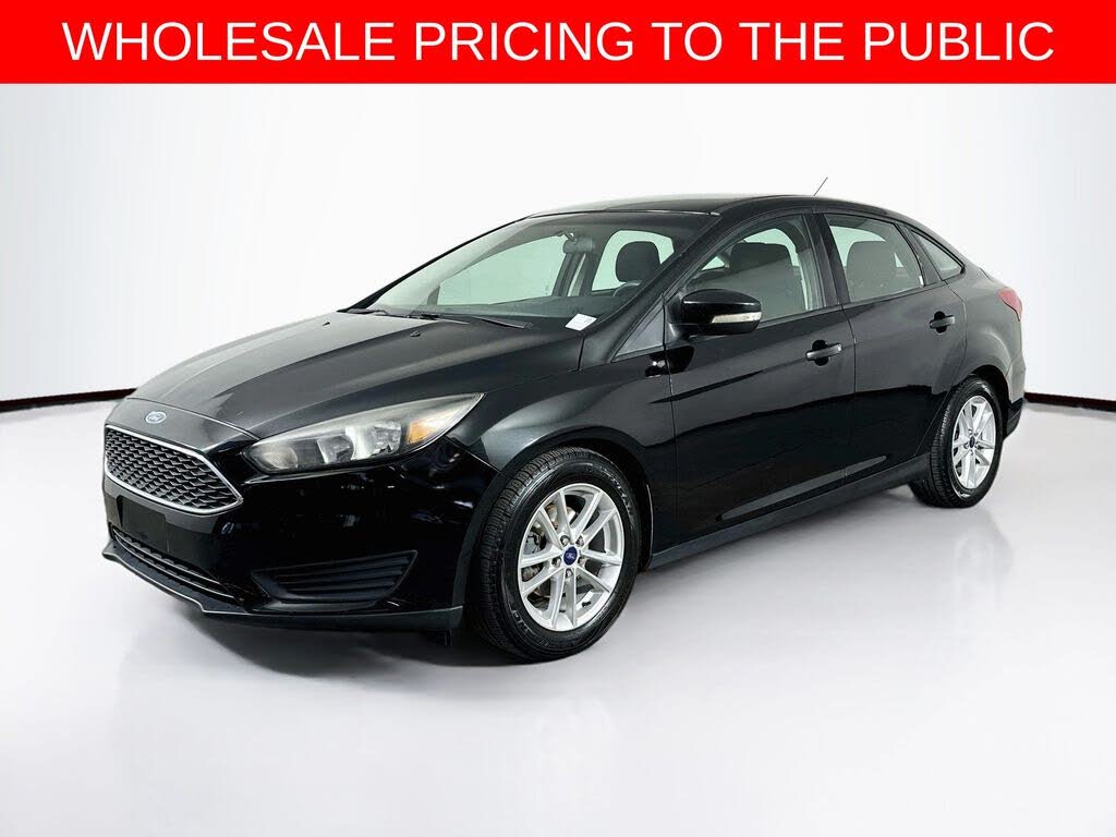 Tuxedo Black 2015 Ford Focus Sedan Front-Wheel Drive 6-Speed Automatic