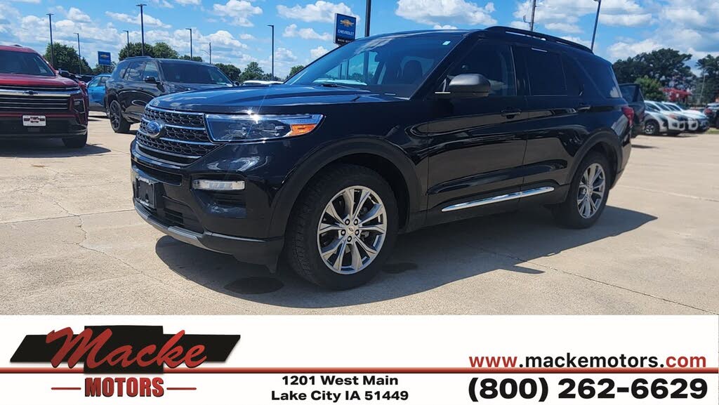  2022 Ford Explorer XLT AWD   