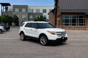 View vehicle photo 1