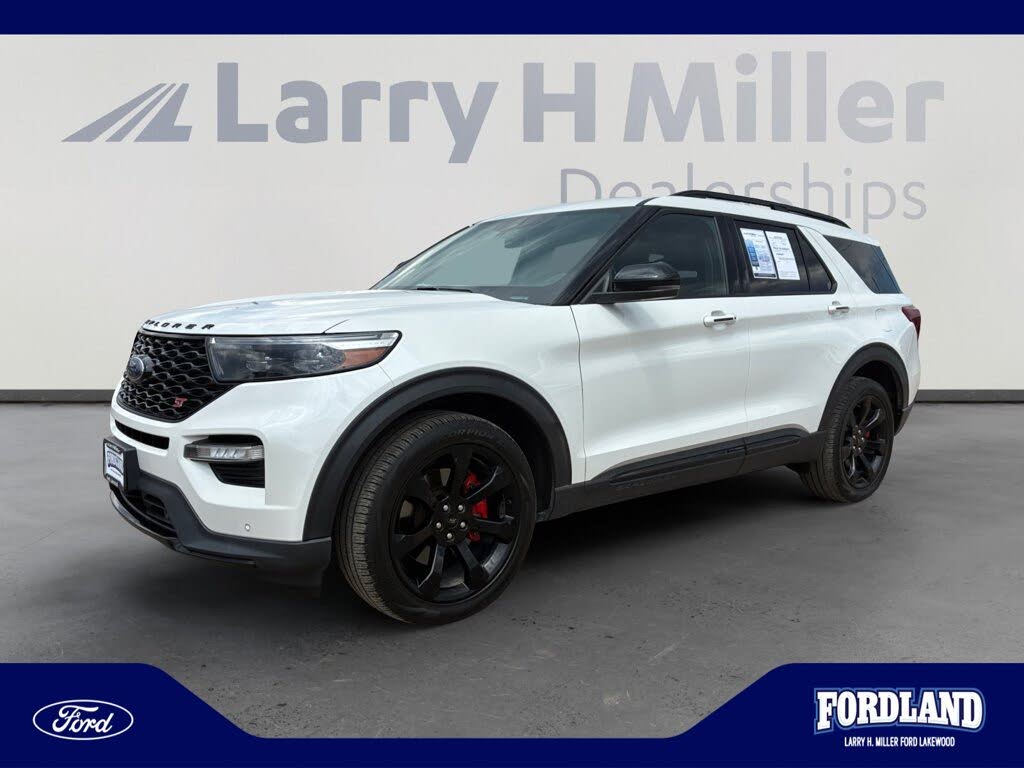 White 2023 Ford Explorer SUV / Crossover All-Wheel Drive Automatic
