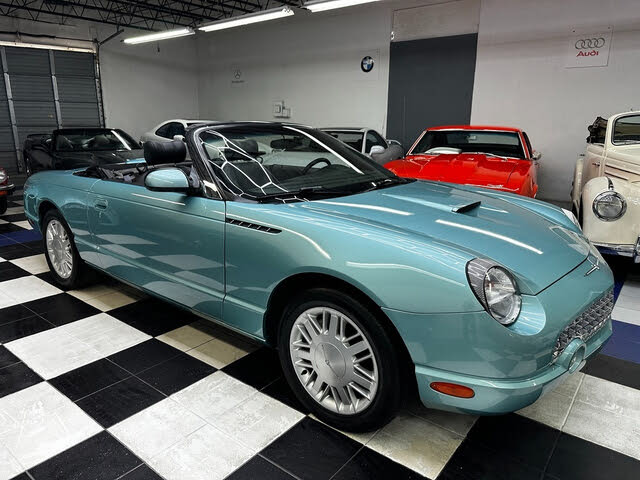 2002 Ford Thunderbird Deluxe RWD   