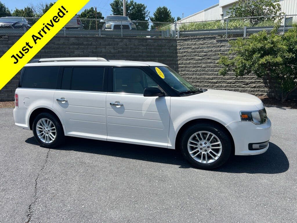 White Platinum Clearcoat Metallic 2017 Ford Flex SUV / Crossover Front-Wheel Drive 6-Speed Automatic