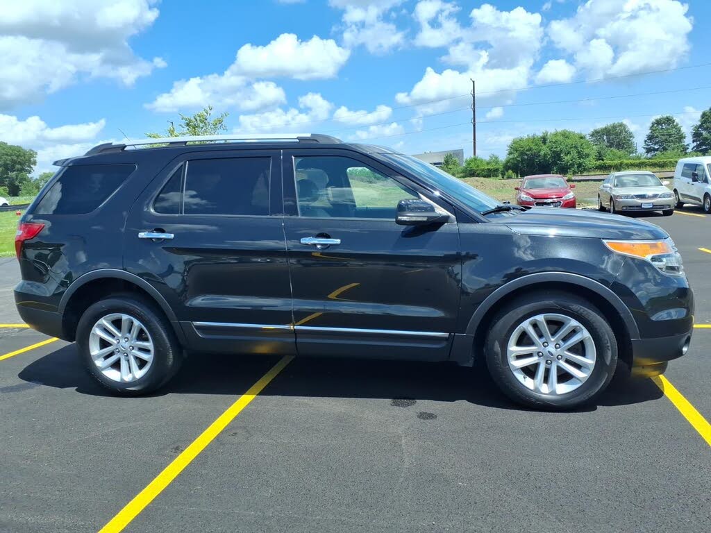 Tuxedo Black Metallic Uh 2012 Ford Explorer SUV / Crossover All-Wheel Drive 6-Speed Automatic