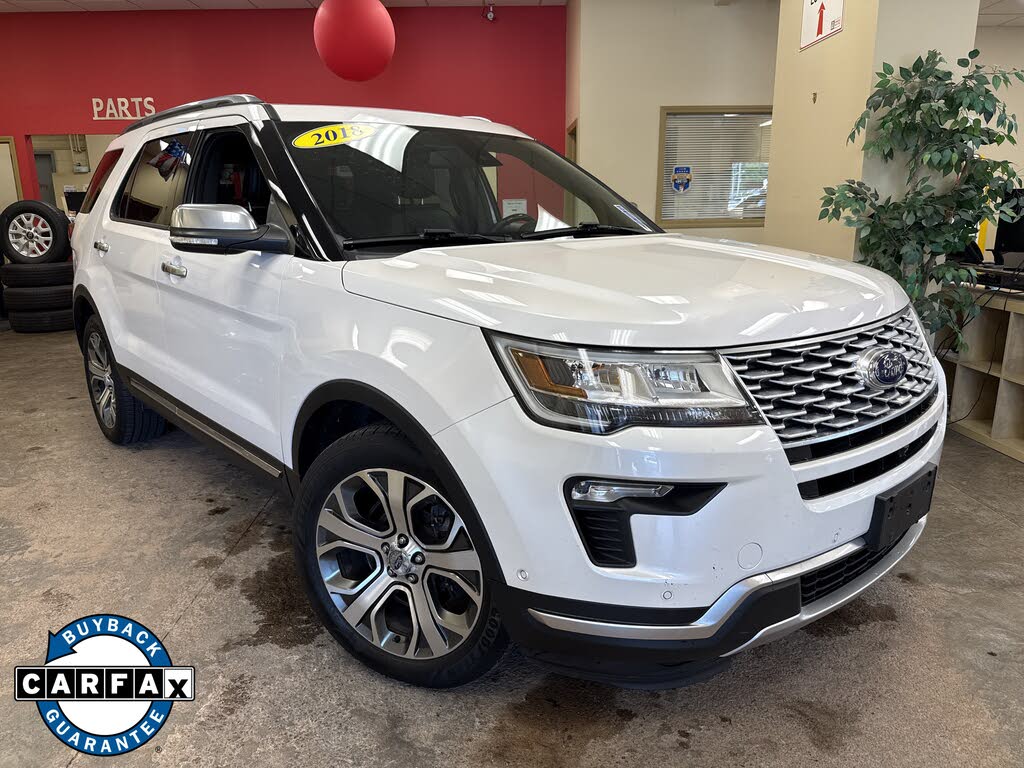  2018 Ford Explorer Platinum AWD   