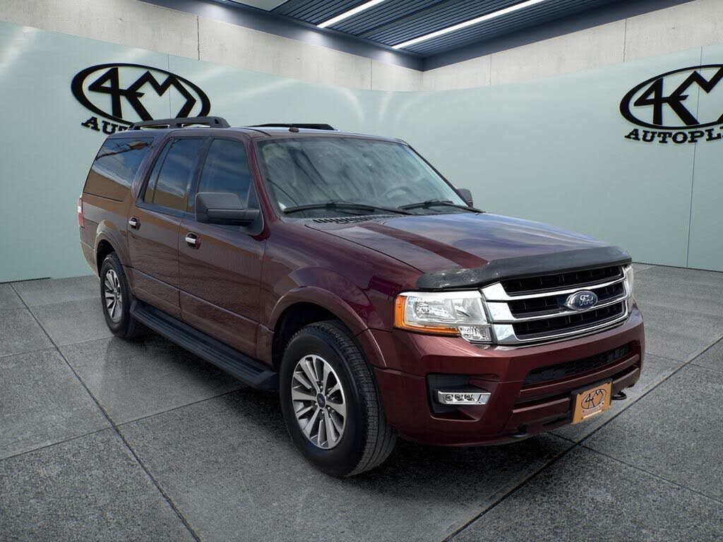  2017 Ford Expedition EL XLT 4WD   