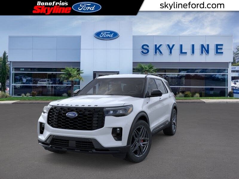 Space White Metallic 2026 Ford Explorer SUV / Crossover All-Wheel Drive Automatic