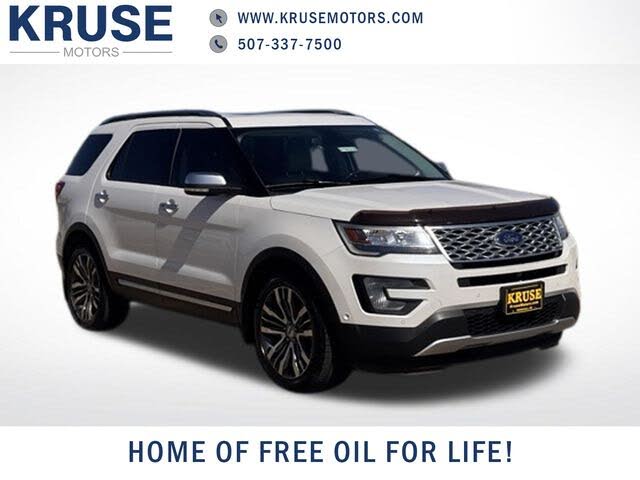  2017 Ford Explorer Platinum AWD   