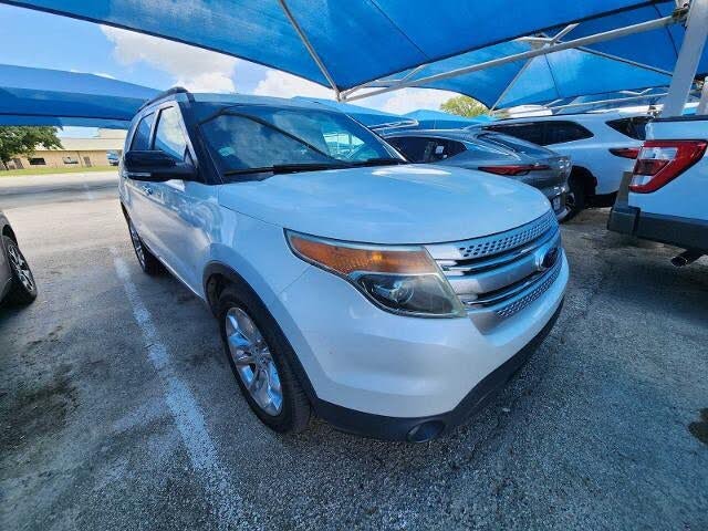  2014 Ford Explorer XLT   