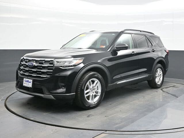 Black Metallic 2025 Ford Explorer SUV / Crossover All-Wheel Drive Automatic