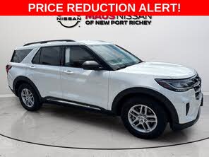 View vehicle photo 1