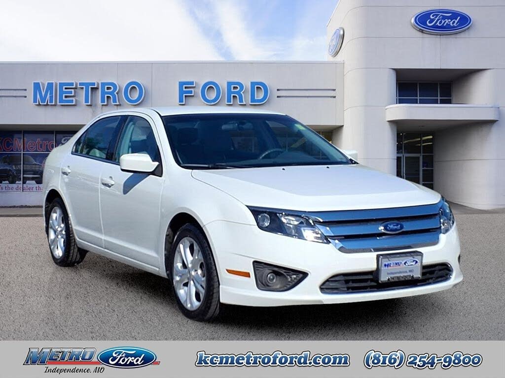  2012 Ford Fusion SE   