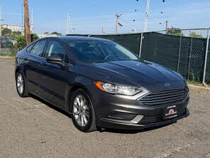 View vehicle photo 1