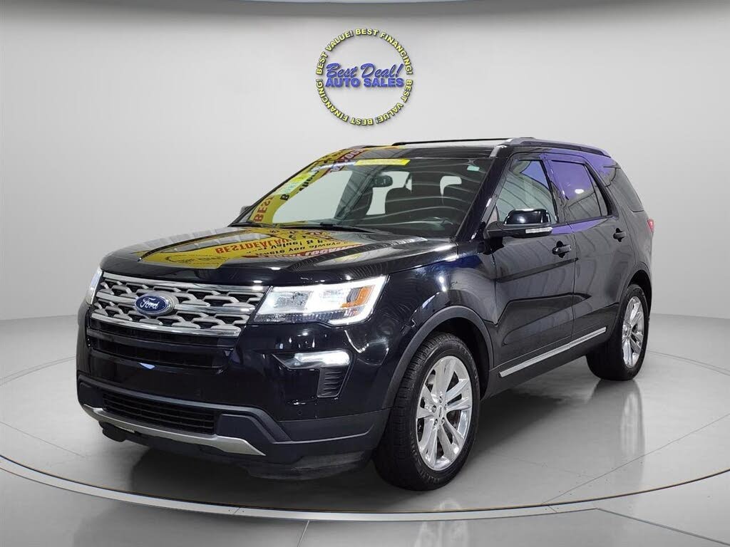  2018 Ford Explorer XLT AWD   