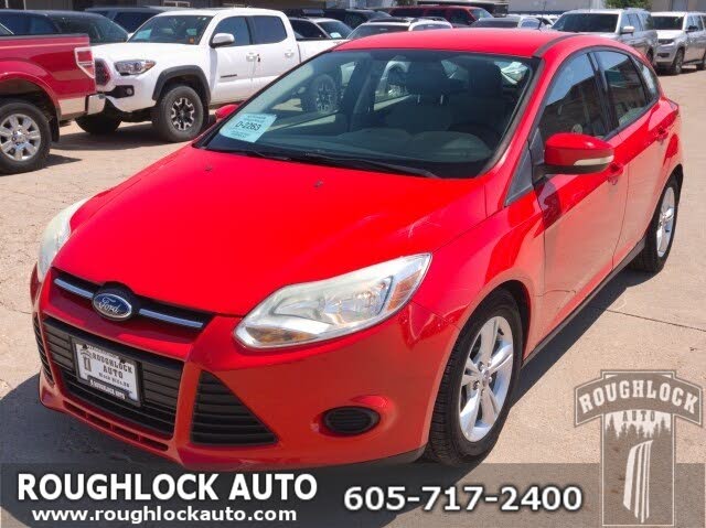 Race Red 2014 Ford Focus Hatchback Front-Wheel Drive Automatic