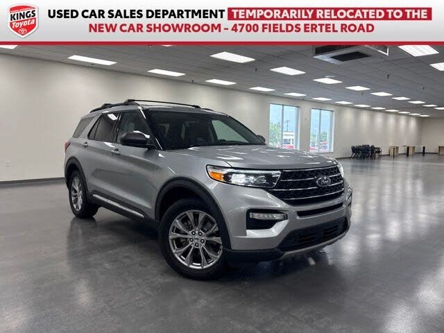 Silver Metallic 2024 Ford Explorer SUV / Crossover All-Wheel Drive Automatic