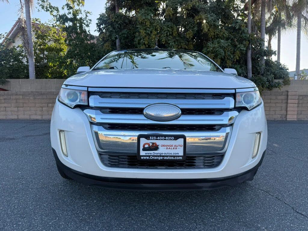 White 2012 Ford Edge SUV / Crossover Front-Wheel Drive 6-Speed Automatic