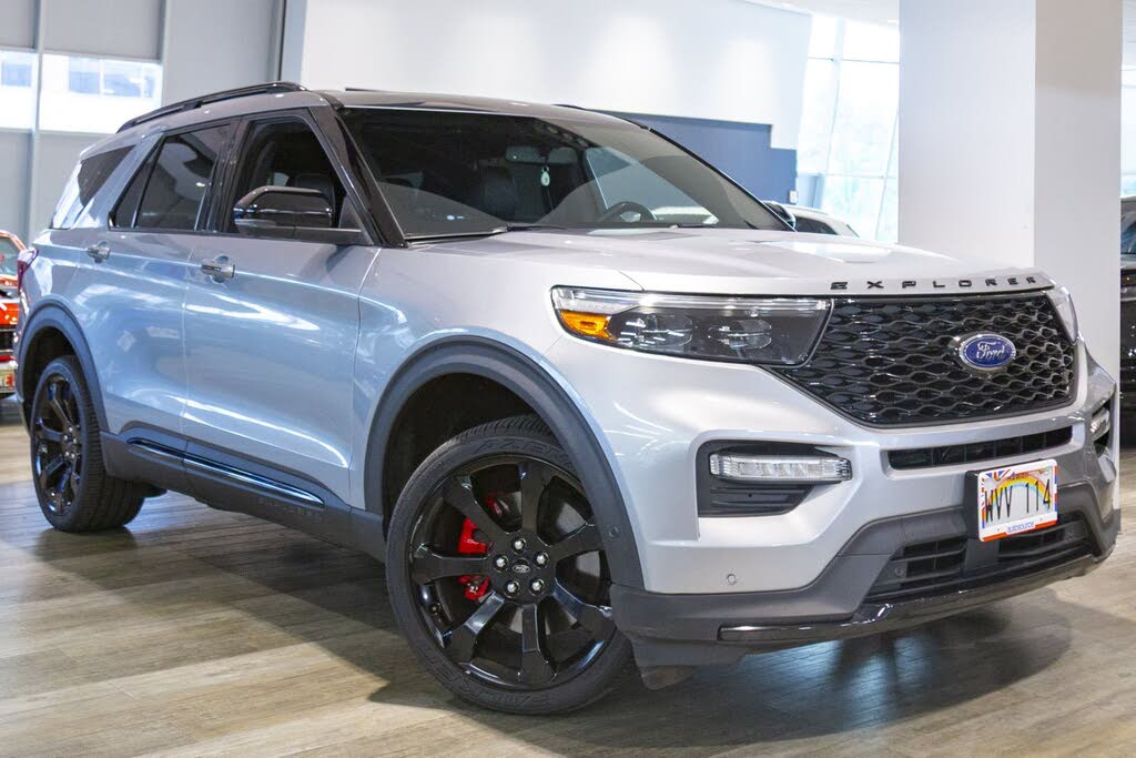 Iconic Silver Metallic 2020 Ford Explorer SUV / Crossover All-Wheel Drive Automatic