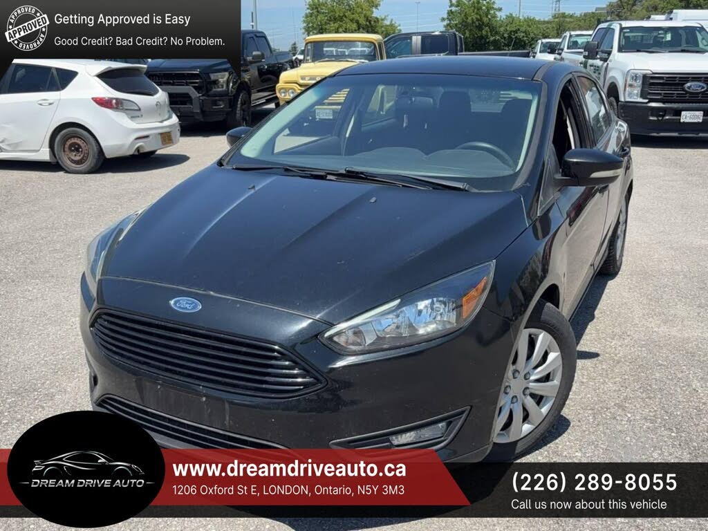 Black 2016 Ford Focus Sedan Front-Wheel Drive Automatic