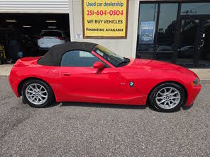 View vehicle photo 7
