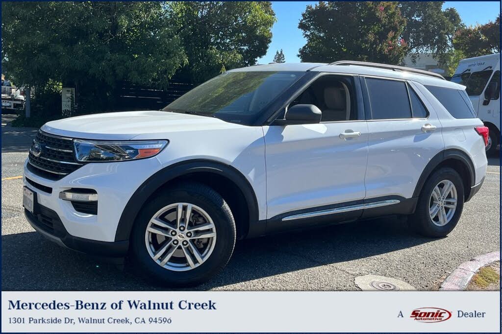 White 2020 Ford Explorer SUV / Crossover Rear-Wheel Drive Automatic