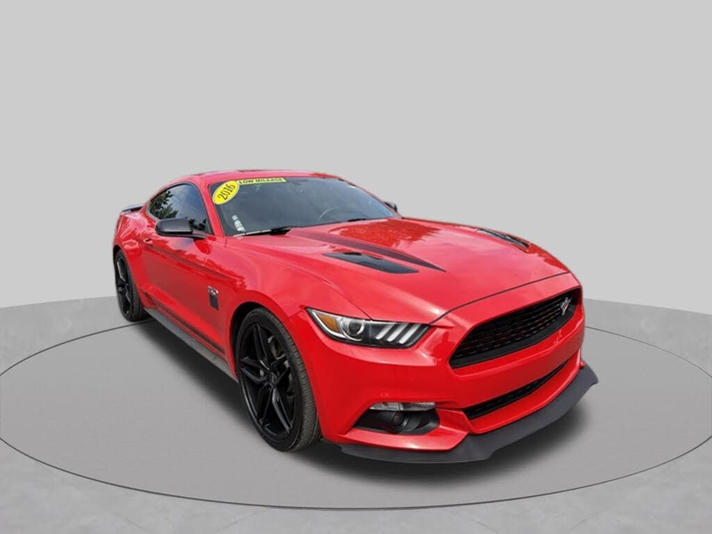  2016 Ford Mustang GT Premium Coupe RWD   