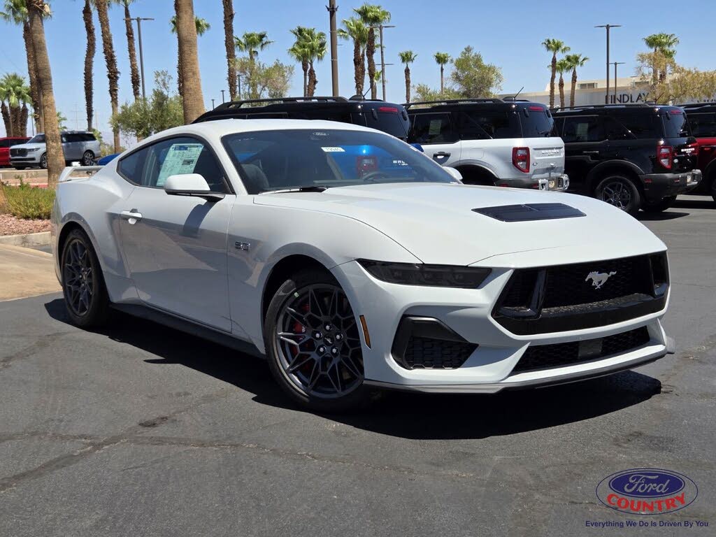 Avalanche 2026 Ford Mustang Coupe Rear-Wheel Drive 6-Speed Manual