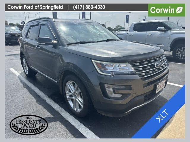  2017 Ford Explorer XLT AWD   