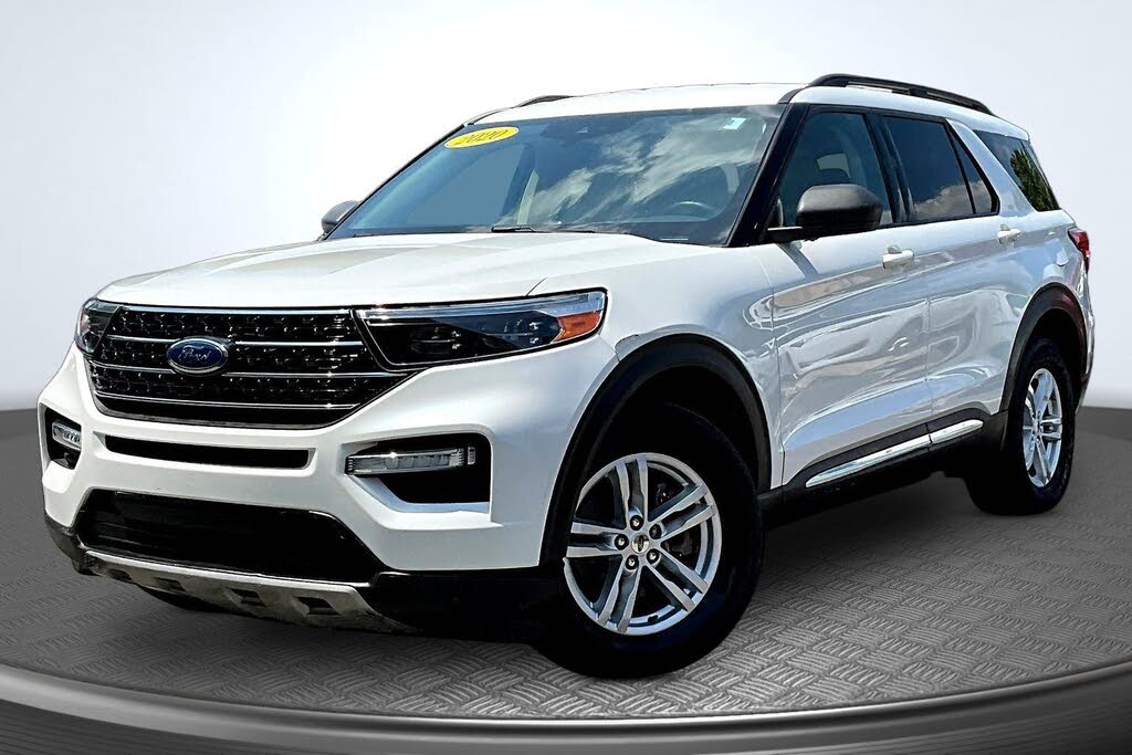  2020 Ford Explorer XLT AWD   